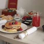 Tenuta Contessa Farm & Cosenza Hotel 3*
