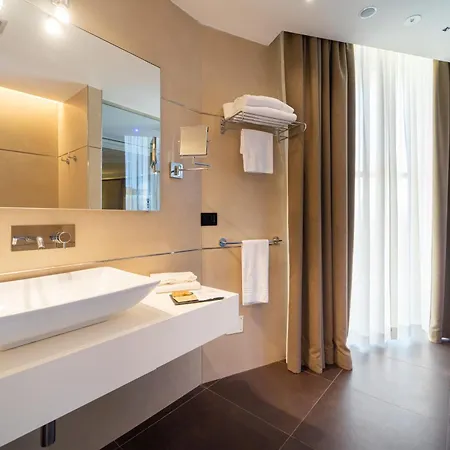 Tenuta Contessa Farm & Cosenza 호텔 3*