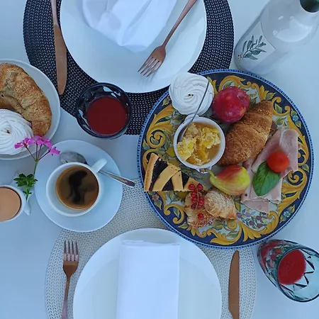 Tenuta Contessa Farm & Cosenza 호텔 몬탈토 우푸고