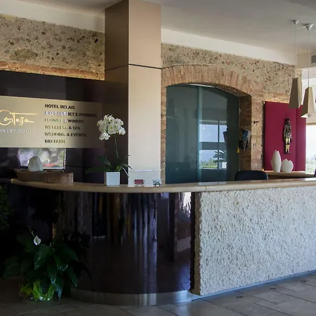 Hotel Tenuta Contessa Farm & Cosenza