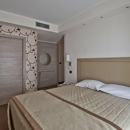 Tenuta Contessa Farm & Cosenza 3*