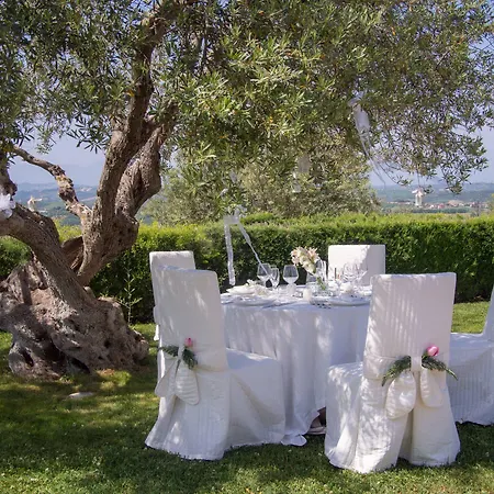 فندق Tenuta Contessa Farm & Cosenza 3*