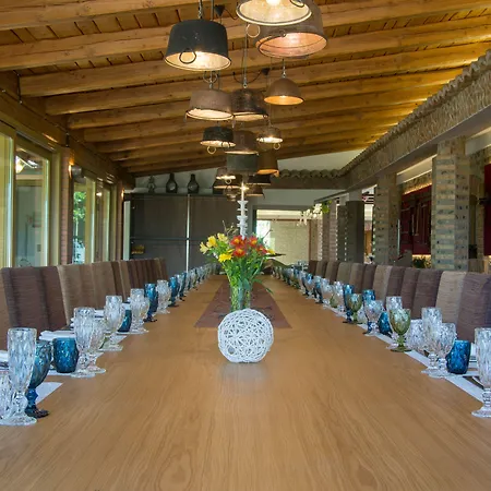 Tenuta Contessa Farm & Cosenza Hotel 3*