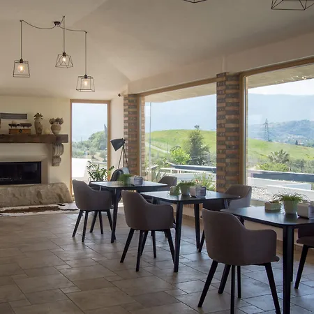 Tenuta Contessa Farm & Cosenza 酒店 蒙塔尔托乌富戈