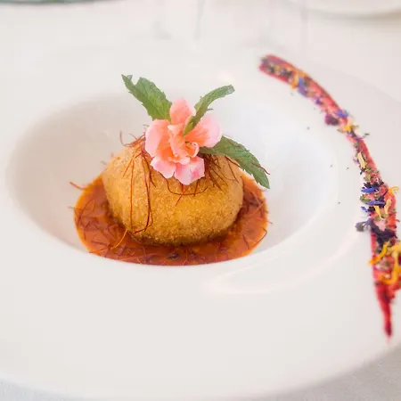 Tenuta Contessa Farm & Cosenza 3*