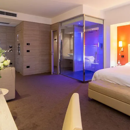 Tenuta Contessa Farm & Cosenza فندق