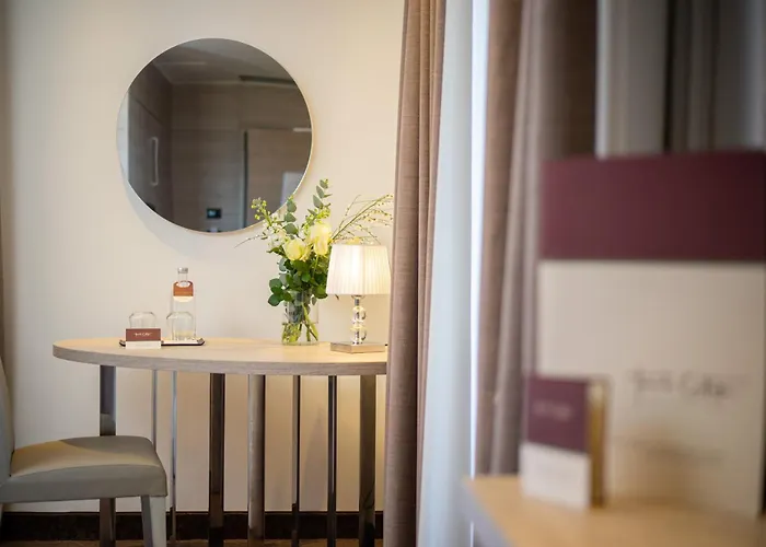 Tenuta Contessa Farm & Cosenza 酒店 蒙塔尔托乌富戈