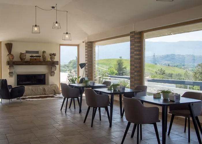 Tenuta Contessa Farm & Cosenza 酒店 蒙塔尔托乌富戈