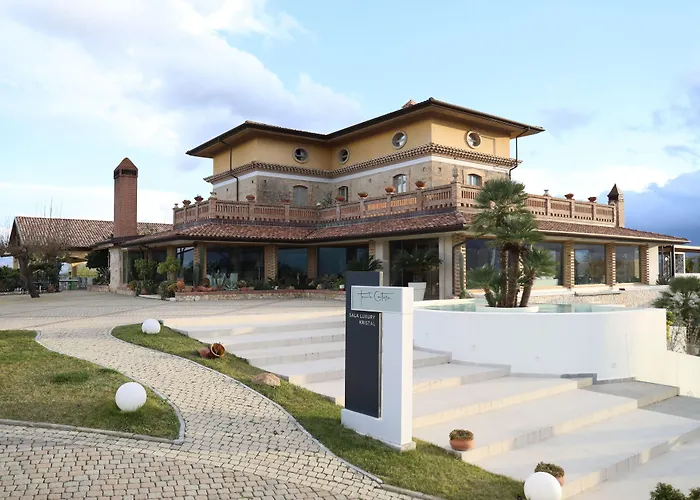 Tenuta Contessa Farm & Cosenza 3*